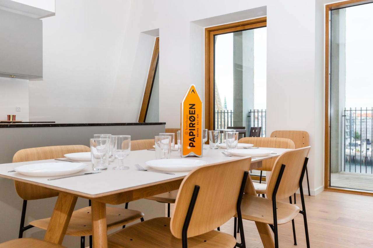Udsigt Til 20.000.000 Dkk - M.Plads Til 6 Personer Apartment โคเปนเฮเกน ภายนอก รูปภาพ