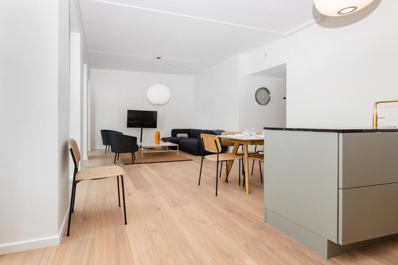 Udsigt Til 20.000.000 Dkk - M.Plads Til 6 Personer Apartment โคเปนเฮเกน ภายนอก รูปภาพ