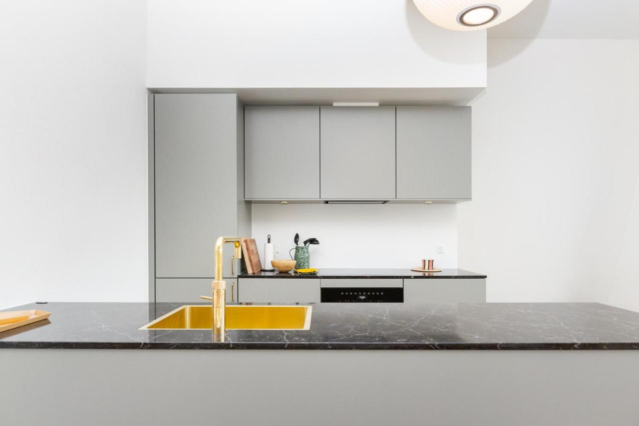 Udsigt Til 20.000.000 Dkk - M.Plads Til 6 Personer Apartment โคเปนเฮเกน ภายนอก รูปภาพ