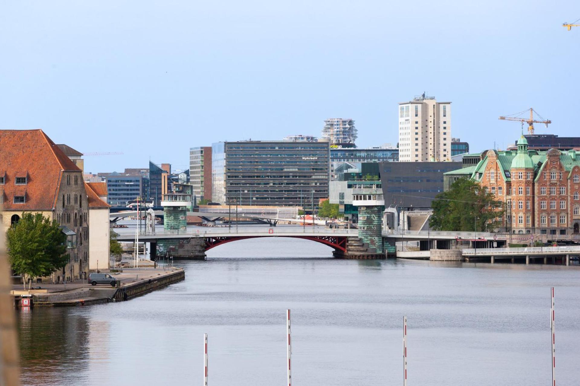 Udsigt Til 20.000.000 Dkk - M.Plads Til 6 Personer Apartment โคเปนเฮเกน ภายนอก รูปภาพ